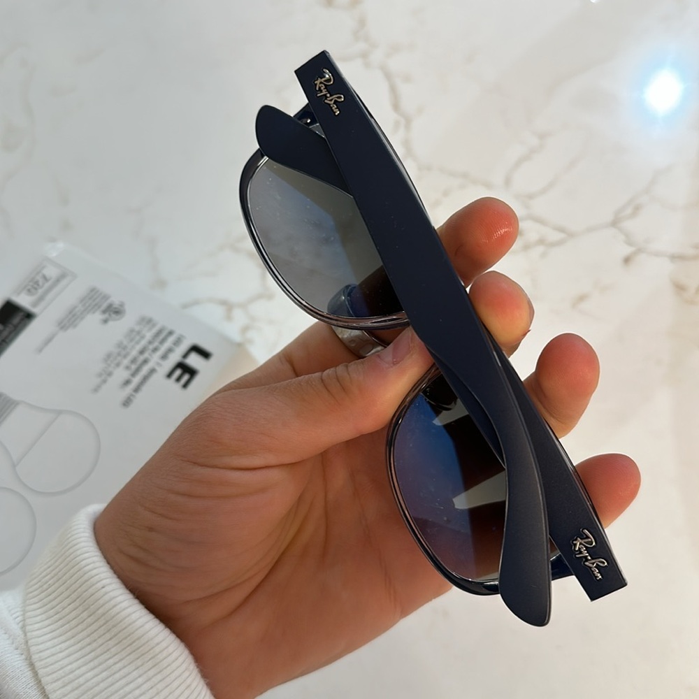 Blue raybans - Picture 2 of 3